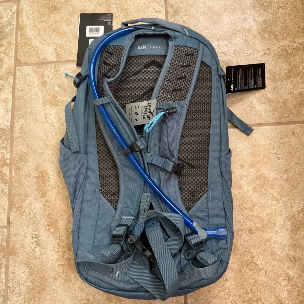Set of NWT CamelBak Women's Rim Runner X20 Hydration Pack + Big Bite Valve Cover